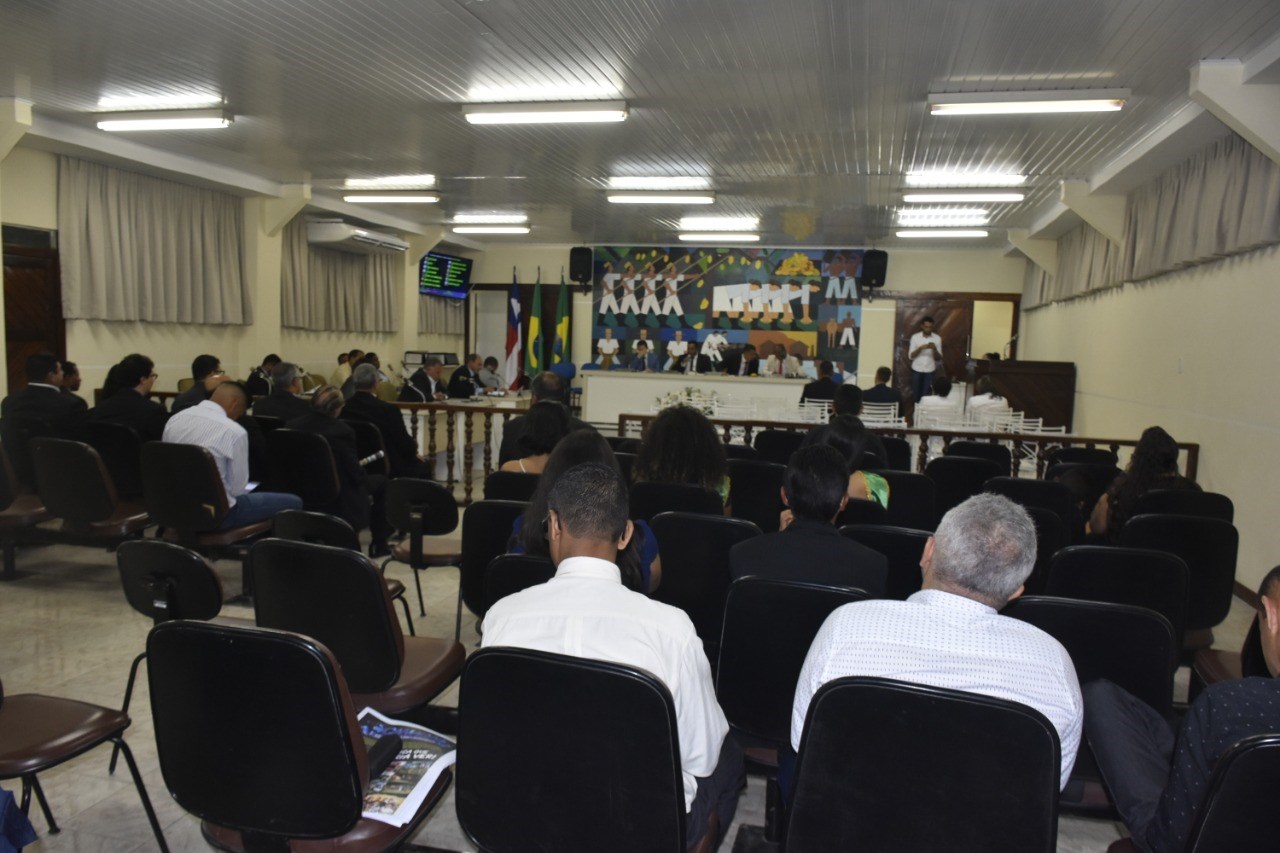 Camacã: Sessão Solene marca aniversário da Cidade e Homenageia figuras ilustres